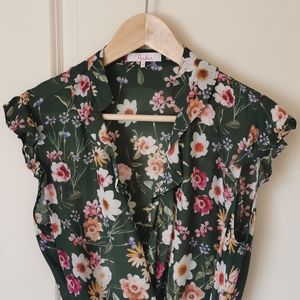 Green floral top